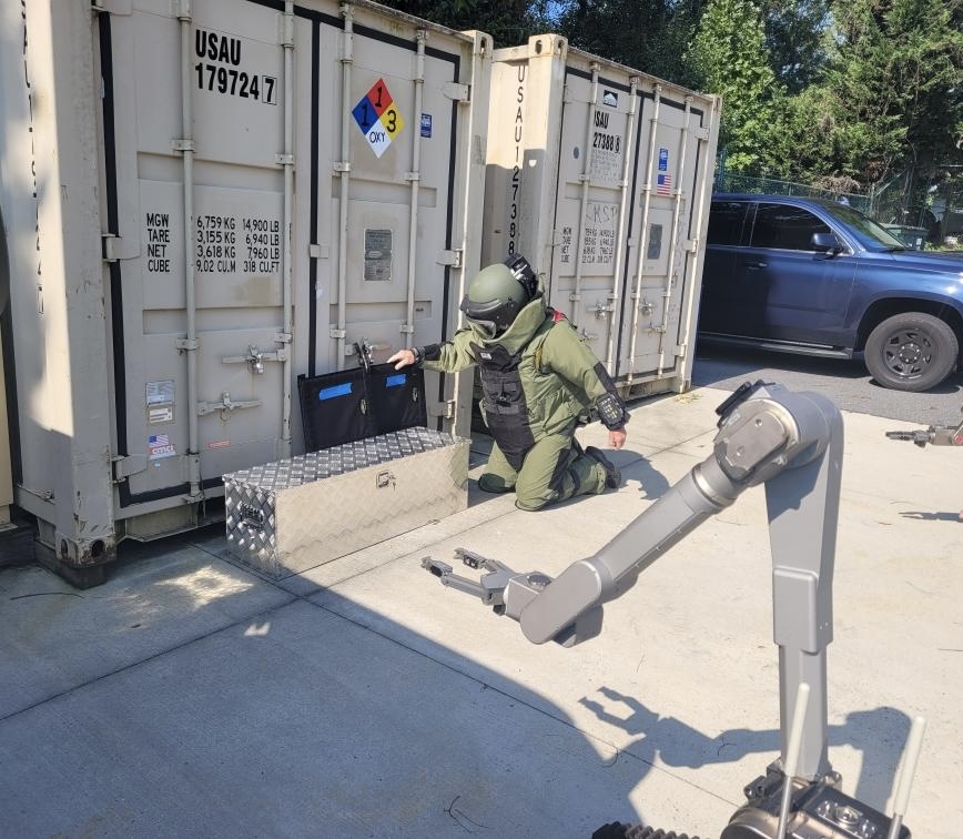 IAFFLocal1664's tweet image. L1664 members assigned to the Fire and Explosives Unit along with members from the State Fire Marshals keep their skills sharp with training. FEI responds to all hazard incidents including fire origin, explosive material handling and other police matters.   #firemarshals #mcfrs