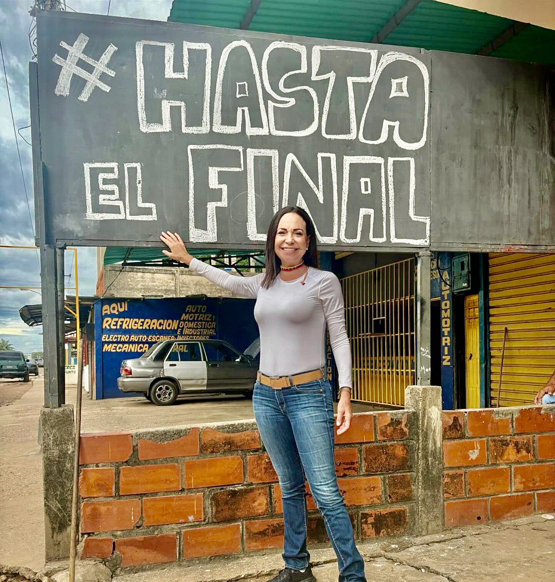 Jhonffonseca's tweet photo. 🚨 Quiero hacer un sondeo de cuántas personas seguimos apoyando a la Dama De Hierro María Corina Machado

Háganmelo saber para seguirlos a todos🙌🏻 https://t.co/QbhnItzQVC