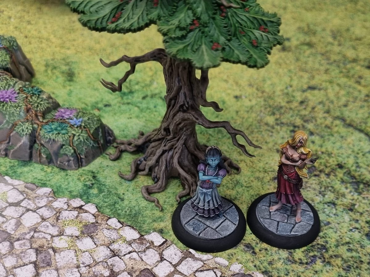 moonstonegame's tweet photo. Game action shots today - shared by Rob Green and played at Siviter Wargames (#Commonwhealth 4 - 3 #Leshavult) 🥳
#MoonstoneTheGame #PlayMoonstone #MoonstoneMiniatures #PaintMoonstone #GoblinKingGames https://t.co/x5BdiRf8KT