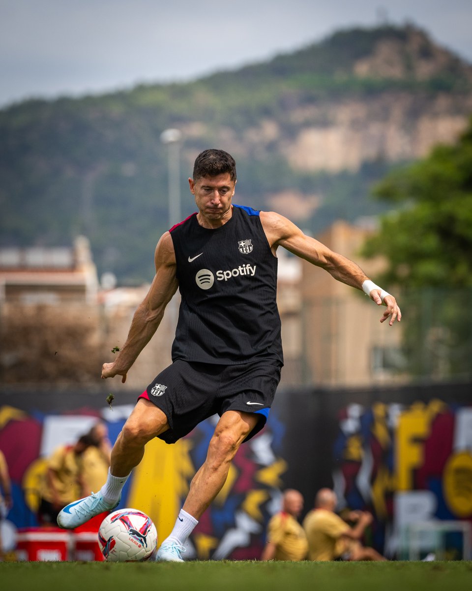 FC Barcelona tweet media