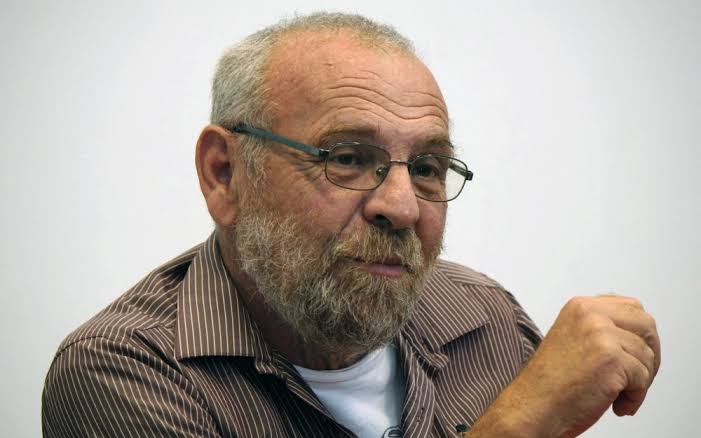camp_des_milles's tweet photo. Le #campdesmilles rend hommage à #AlexDancyg historien de la Shoah, engagé pour la paix, otage des terroristes du Hamas, décédé en captivité à Gaza. Une figure inspirante de la mémoire de la Shoah et de la lutte pour un monde meilleur. #Shoah #Mémoire #Paix #Hommage #Otages https://t.co/Lsy9O2nxat
