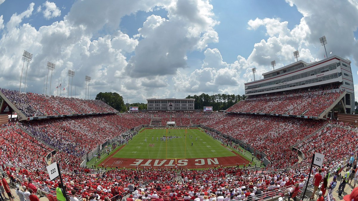 JML_ACC's tweet image. Gamedays at Carter-Finley are SPECIAL

🏟️Carter-Finley Stadium🏟️
📍Raleigh, NC
Home to @PackFootball 
Opened: 1966
Capacity: 56,919

It is the 45th largest stadium &amp;amp; is the 60th newest stadium in FBS football.