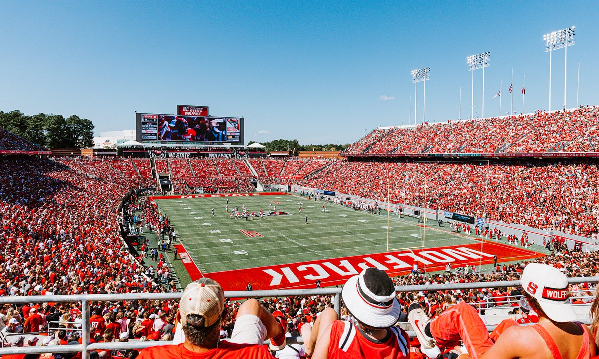 JML_ACC's tweet image. Gamedays at Carter-Finley are SPECIAL

🏟️Carter-Finley Stadium🏟️
📍Raleigh, NC
Home to @PackFootball 
Opened: 1966
Capacity: 56,919

It is the 45th largest stadium &amp;amp; is the 60th newest stadium in FBS football.