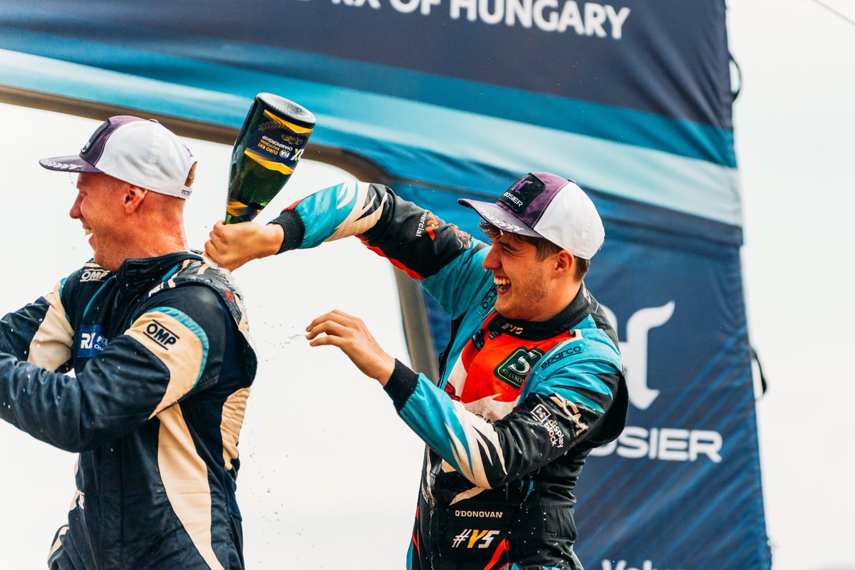 #YellowSquad tweet media