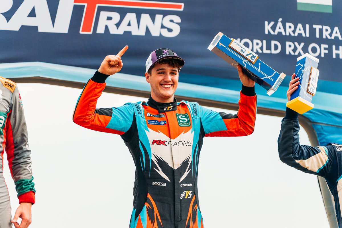 #YellowSquad tweet media