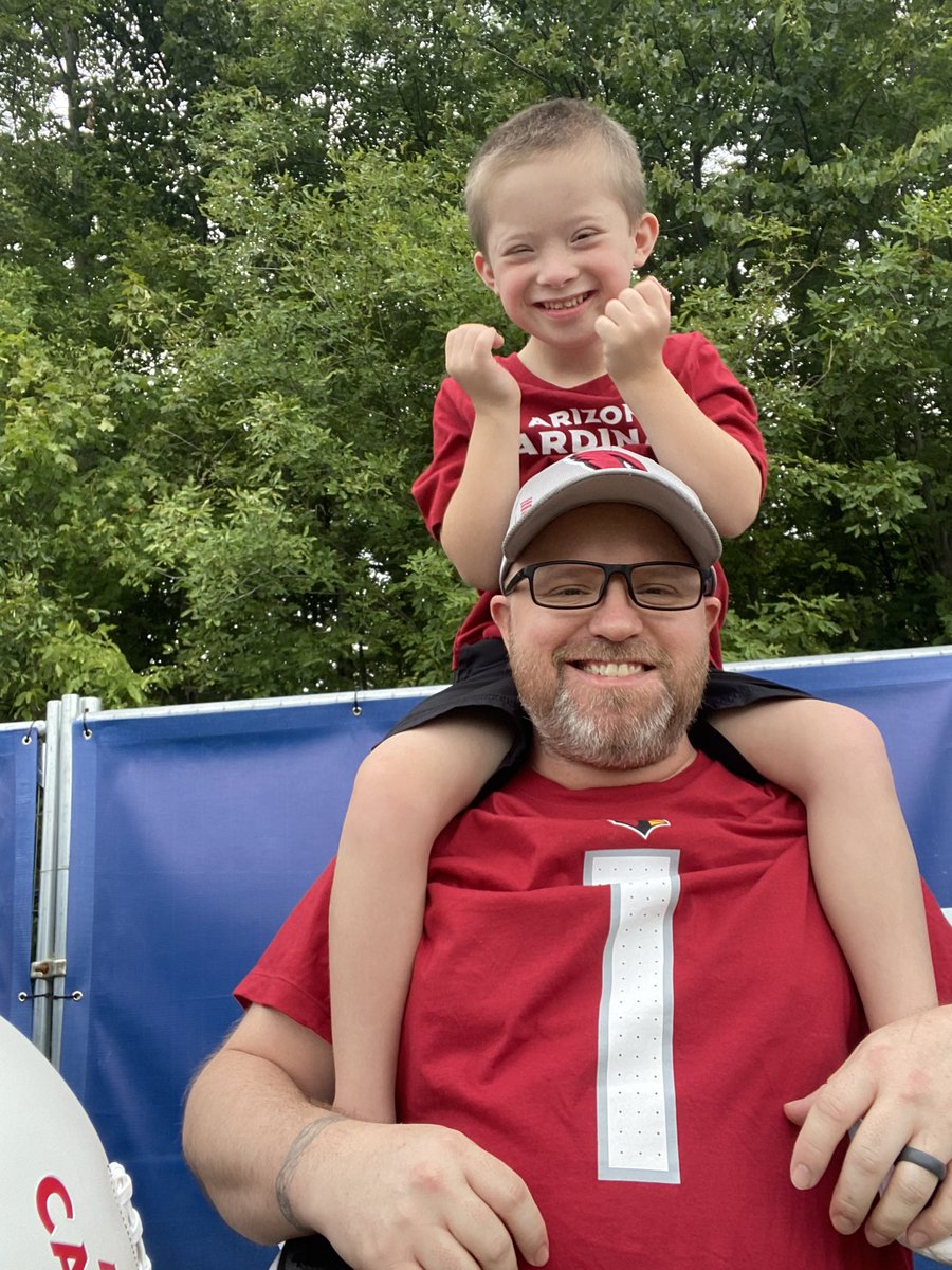 We had an amazing evening at Cardinals practice in Indy. Pouring rain didn’t stop us. Again, big thanks to <a href="/MattPrater_5/">Matt Prater</a> and <a href="/_GDortch/">Greg Dortch</a> for making our day! Finns interaction with Dortch was so amazing. He got on Finn’s level and Finn was so happy to talk to him.