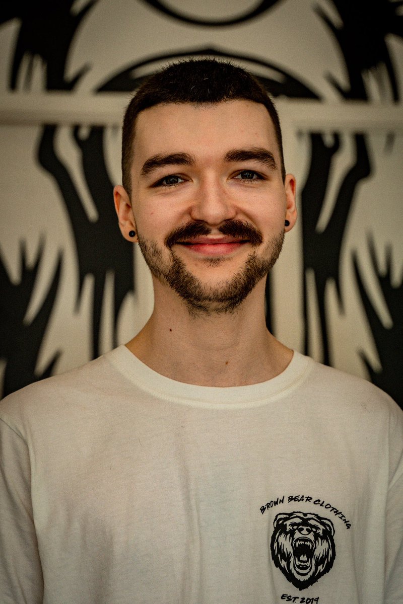 Rodavox's tweet image. 🌟✨ Exciting Day at Brown Bear Barbers! ✂️🧔

Had an amazing time capturing the vibrant energy and stylish cuts at my mates' barbershop, Brown Bear Barbers! 🎉 If you're looking to elevate your business presence with stunning photography, I'm here to help! 📸