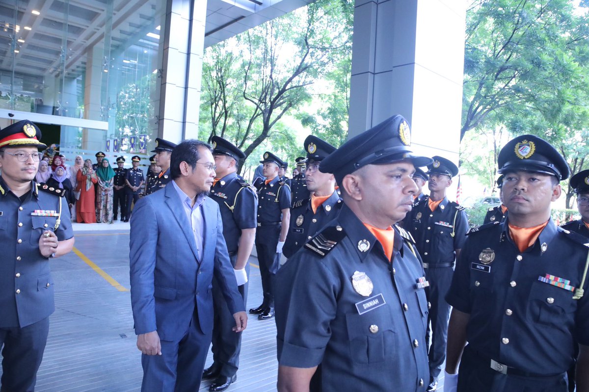 swcorp_my's tweet photo. Majlis Perjumpaan Warga Kerja bersama Pengurusan Tertinggi SWCorp telah diadakan pada 16 Ogos 2024 di Ibu Pejabat SWCorp. Seramai 400 orang warga kerja di Ibu Pejabat dan Pejabat negeri telah hadir ke majlis ini. https://t.co/5C1AT9shZh