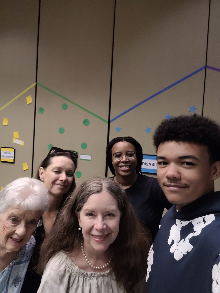 WordSmooth's tweet photo. Cool event going on at the #DallasPublicLibrary - Escape Your Bias Puzzle Room and The #Bias Inside Us: #Smithsonian Traveling Exhibition. Thank you so much, Majera Johnson, for creating this event and guiding us through it!!!

https://t.co/gVUJNt2TcX https://t.co/JKZkmX8UOt