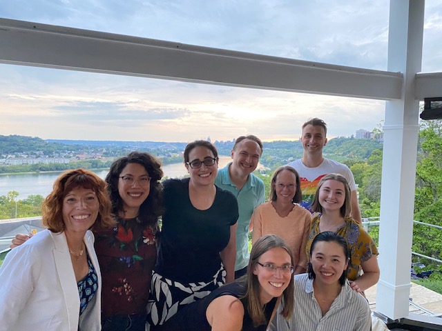 Benjamin Kinnear (@midwest_medpeds) on Twitter photo Our first #MedEd book club in the RADICAL lab overlooking the beautiful Ohio river <a href="/CincyMedPeds/">Cincinnati Med-Peds</a> @UCincyIM <a href="/UCincyMedicine/">UC College of Medicine</a> <a href="/CarolynAChan/">Carolyn Chan MD</a>
So grateful for fun conversations with these brilliant, creative humans. Our first #MedEd book club in the RADICAL lab overlooking the beautiful Ohio river <a href="/CincyMedPeds/">Cincinnati Med-Peds</a> @UCincyIM <a href="/UCincyMedicine/">UC College of Medicine</a> <a href="/CarolynAChan/">Carolyn Chan MD</a>
So grateful for fun conversations with these brilliant, creative humans.