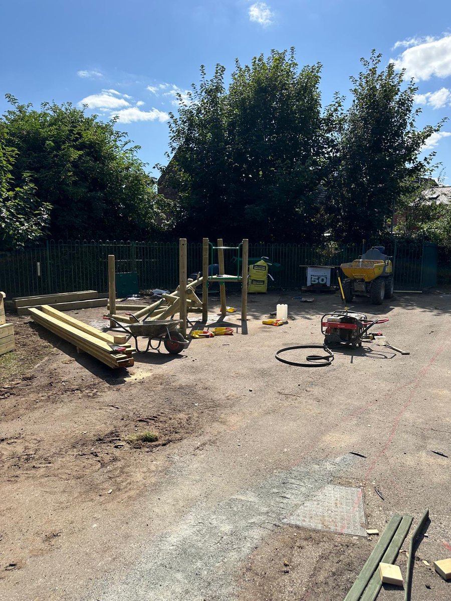 Site Progress 🧡 🌳 ☀️ 

<a href="/carlton_road/">Carlton Road Academy</a> 📍 

The Newby Leisure site team do not stop! 🪚

The scheme for Carlton Road Academy is taking shape and looking ABSOLUTELY AMAZING 🫶

And yes, this is just the beginning 👀 

More pictures coming soon 🫡

newbyleisure.com