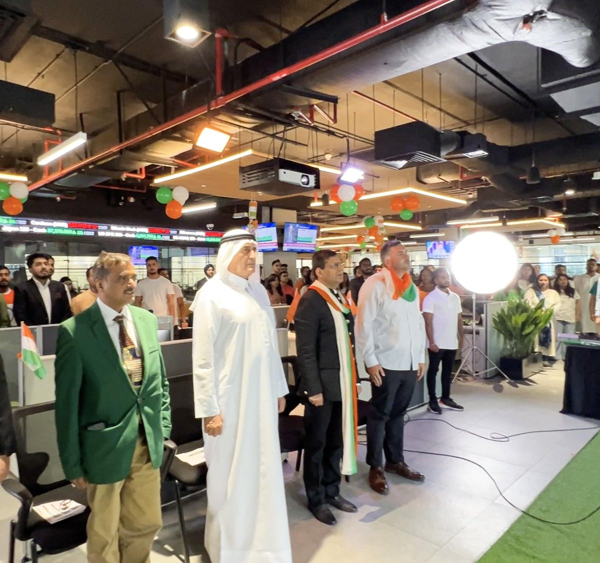 BKrishen's tweet photo. Yesterday, we proudly celebrated India’s Independence Day at our @Century_Fin office in Dubai with vibrant colors, music, and a deep connection to our roots. A day of unity, reflecting on our journey from humble beginnings to today’s success.

#india #ProudIndian #Independence https://t.co/890izVWNAJ
