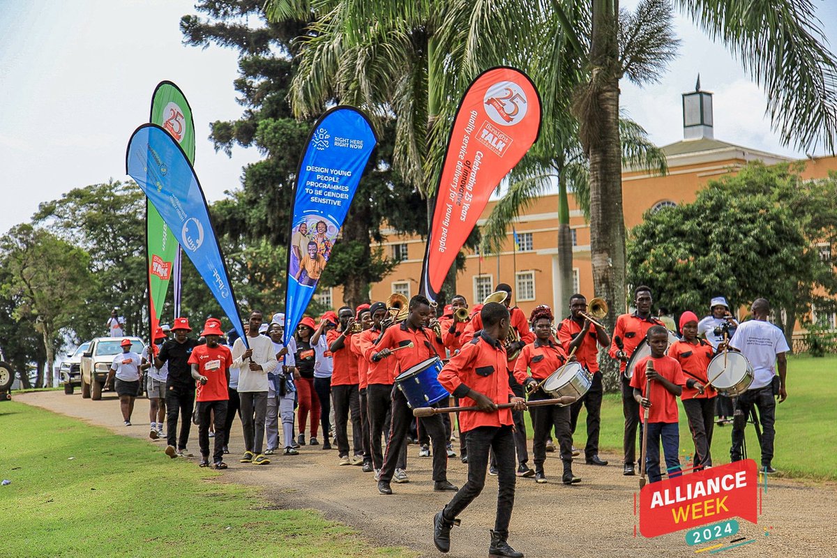 FlepUganda's tweet photo. Our final day of #AllianceWeek24, we turned up the energy with a vibrant march through Fort Portal City to Booma Grounds for the grand finale! Thanks Kabarole for receiving the message.
#SRHR4All #RightHereRightNow https://t.co/9dPu98wcoE
