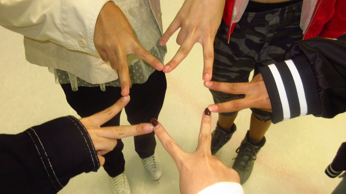 a little ⛸️❄️ w my day ones #lifetwt
