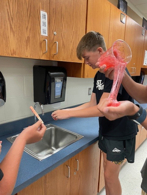 We are having fun in SCIENCE this week!
Ms. Chapman's 8th grade Science classes had a great time learning about chemical reactions which ended with the production of slime.