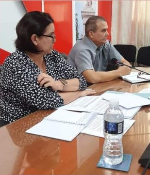 5deseptiembrecu's tweet photo. Consejo Provincial de Gobierno en #Cienfuegos analiza los aseguramientos para el próximo proceso de rendición de cuenta del delegado a sus electores. Repaso al estado de solución de planteamientos y situaciones administrativas que precisan atención || 📸 @GobiernoCfgos https://t.co/H3VRsH9hvo