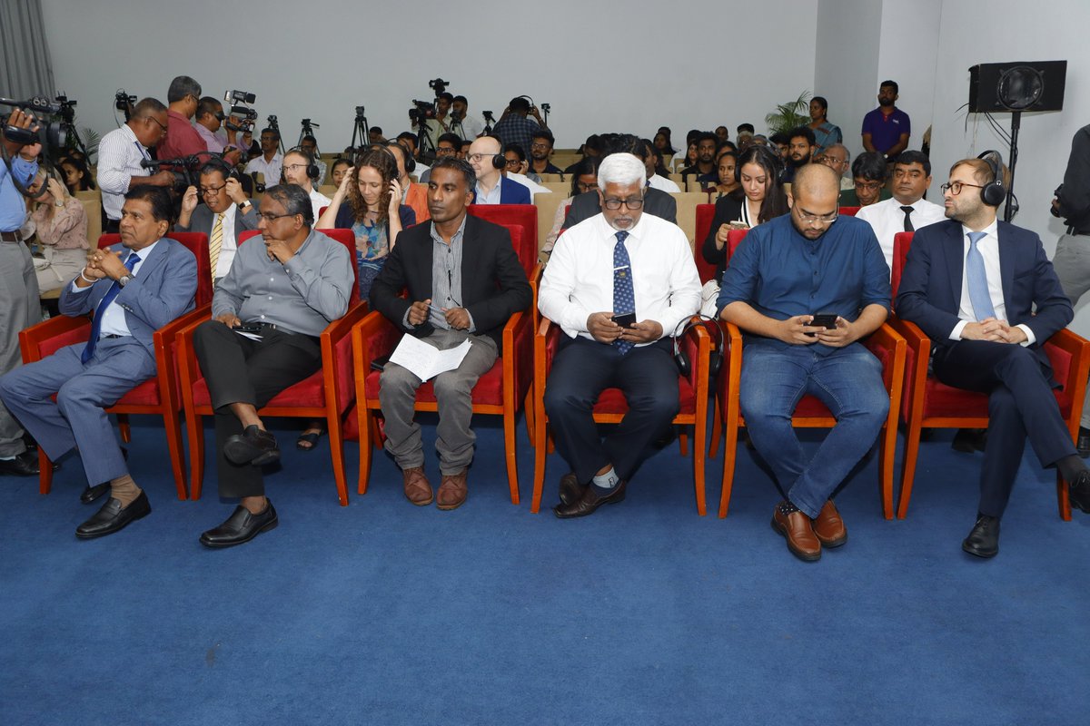 tisrilanka's tweet photo. For the first time in #SriLanka, #TISL, @PAFFREL, #CaFFE, @cmev, @generation_sl , &amp; #IRES have established a #CampaignFinance Observation Online Tool to observe the #campaignexpenditures of candidates at the #PresidentialElection2024.

Read: https://t.co/1s7C162NSz https://t.co/sDmAcn8vv5