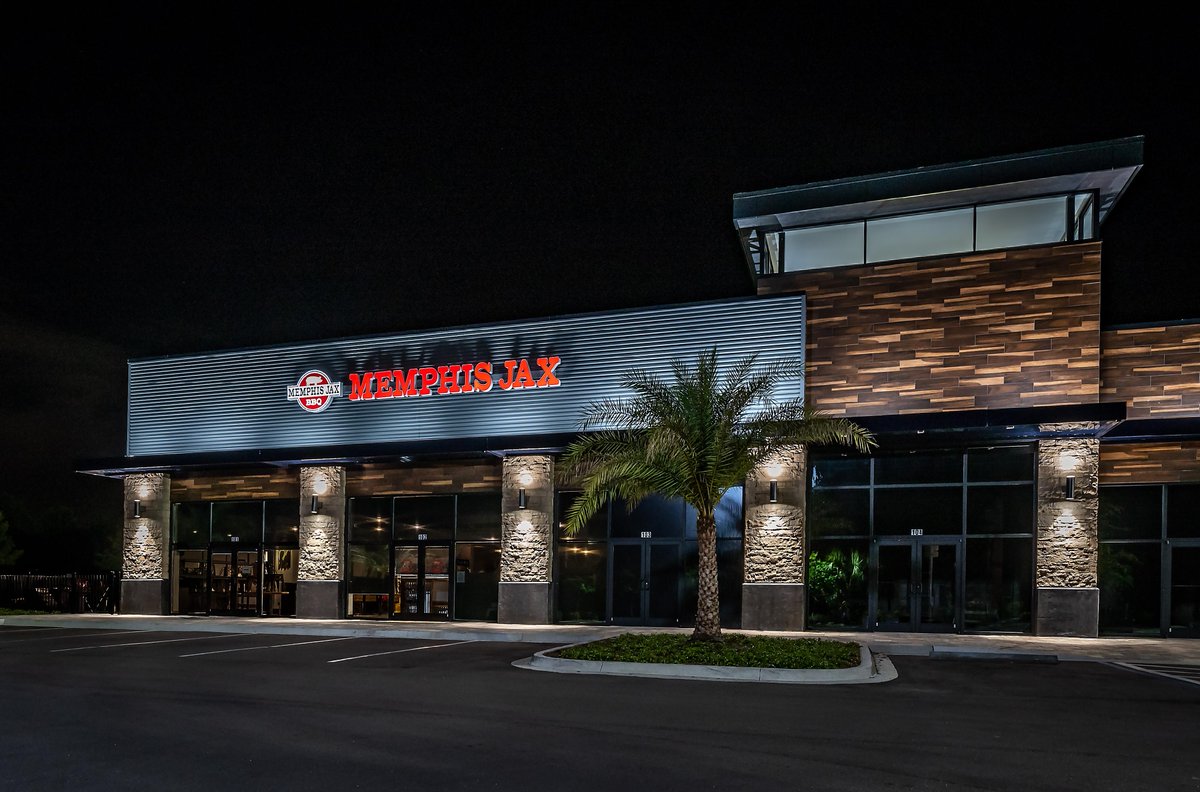 BSSigns1's tweet image. Make your business name shine with custom channel letters from B&amp;amp;S Signs. Our high-quality letters are perfect for storefronts and building exteriors. Illuminate your brand! #ChannelLetters #IlluminatedSigns #BSSigns