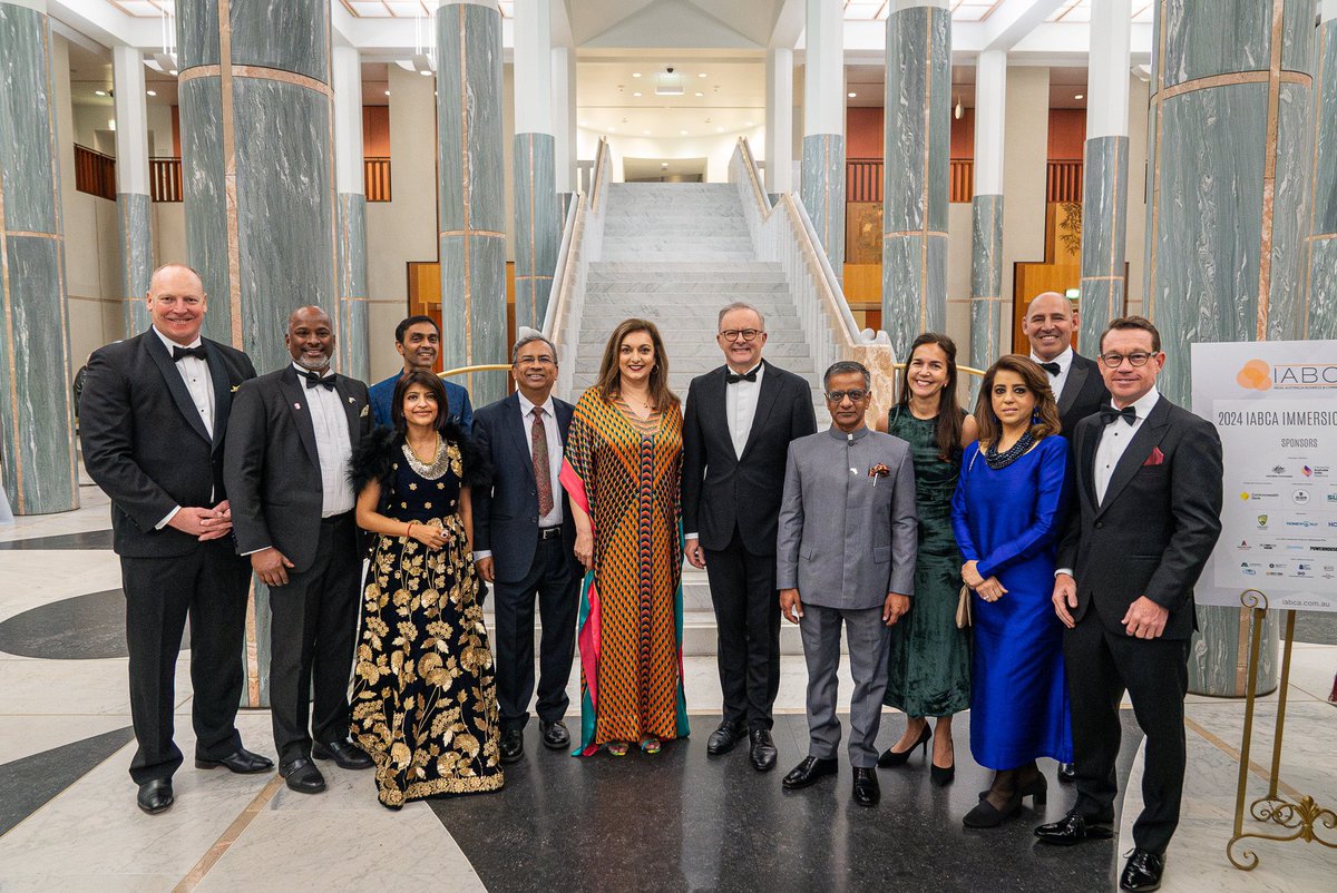 Wonderful celebration of the growing relationship between Australia and India at tonight’s India Australia Business and Community Alliance dinner in the Great Hall of Parliament House 🇦🇺🇮🇳 

Honoured to be the first PM to attend the event which gets bigger each year.