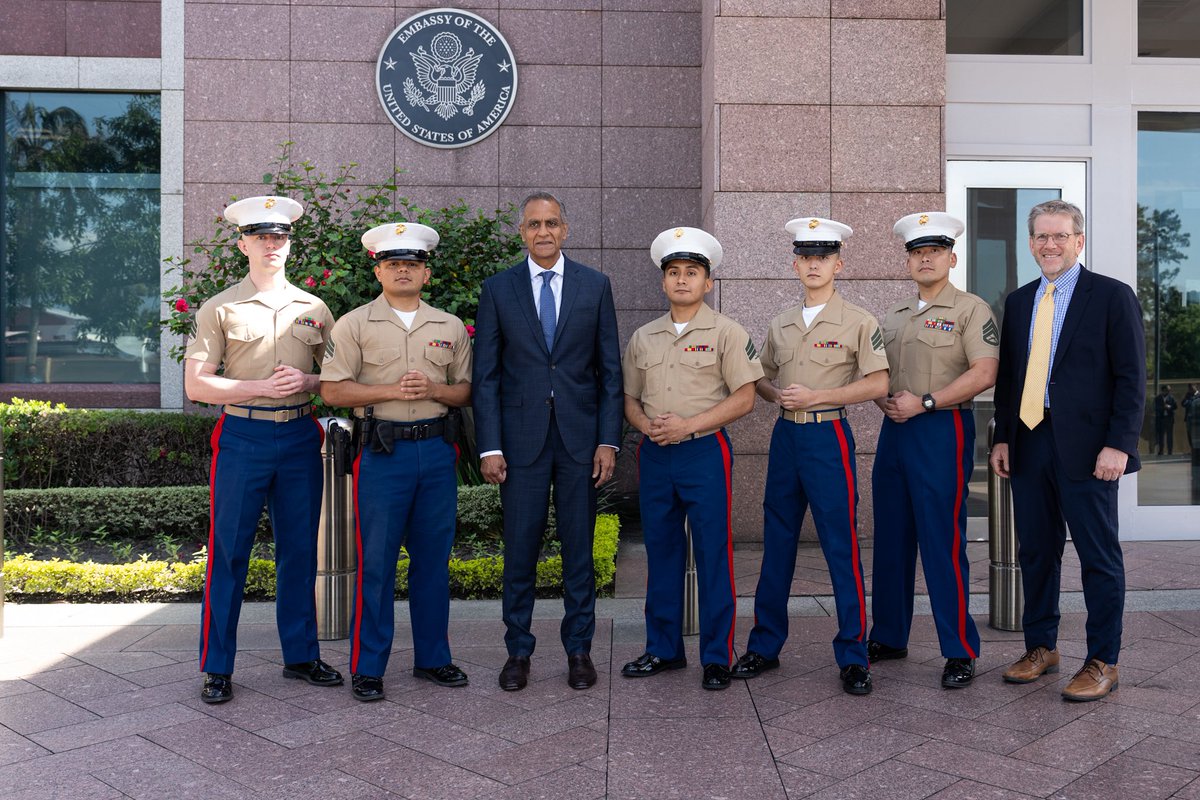 Wonderful meeting with the <a href="/USEmbassyNepal/">U.S. Embassy Nepal</a> team today. Appreciated hearing about all the work you do to advance U.S.-Nepal relations 🇺🇸🇳🇵. Also had the privilege of meeting our Marine Security Guard Detachment to thank them for their dedicated service.
