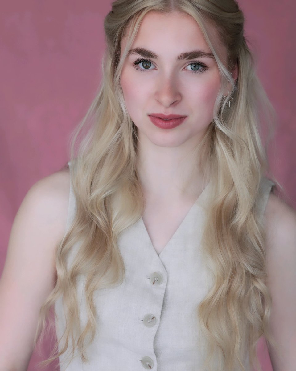 apwildingphoto's tweet photo. Sydney Craddock
Rep @CreativeKidzUK
@sydney.craddock @simone.craddock @craddyb0y
#apwildingphotography #apwilding #newheadshots #spotlight #apwilding #updates #londonheadshot#casting #cast #auditions #headshotlondon #actorheadshot #headshotactors #bestheadshots https://t.co/4BVKLJbqaY