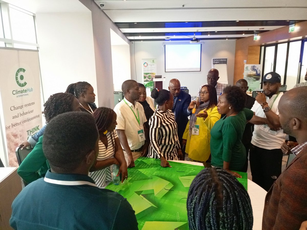 ClimateHubInt's tweet photo. #CLIMATEHUB-SWEDISHALUMNI NETWORK GREEN SKILLING 2024 with @ClimateHubInt
@LAKAPITANO
@ClintonMawanda @OPMUganda @nemaug
#Carbonliteracy#carboncredits#Greenthinking https://t.co/5NkH4qJIOe