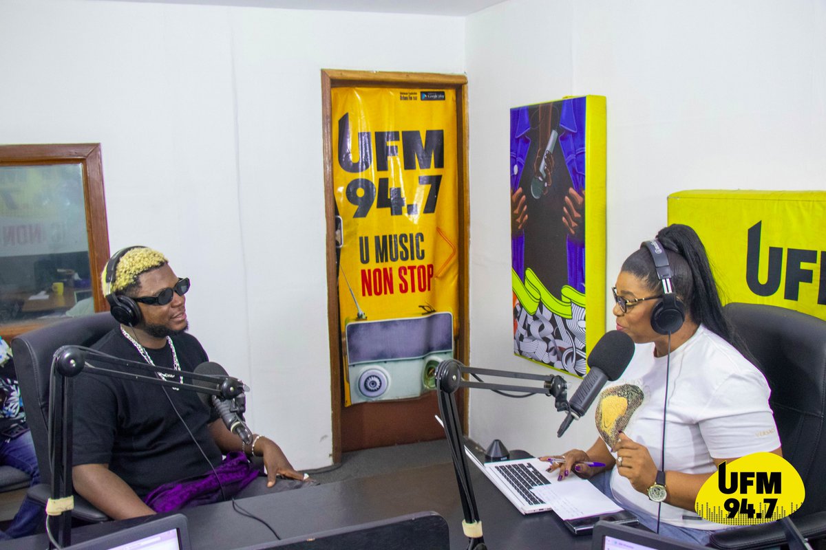 947UFM's tweet photo. 🎤 L'artiste musicien Eric Nice a été reçu ce vend 09 août dans les studios de la première radio urbaine de la RDC ! 🎶
Au micro de Carine Mutahali dans UMeet Urbaine, il a partagé ses projets musicaux et bien plus.
#UrbanFM #EricNice #UMeetUrbaine #CarineMutahali #MusiqueRDC https://t.co/PIye8vbvHb
