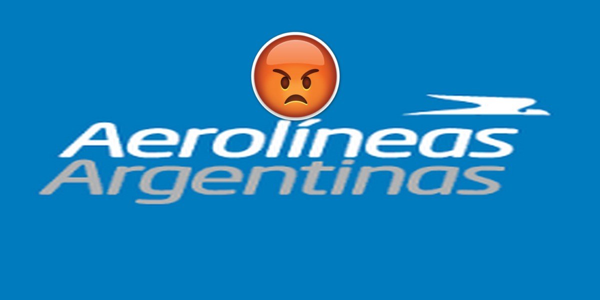 Y finalmente hoy sale un vuelo de <a href="/Aerolineas_AR/">Aerolíneas Argentinas</a> a Mendoza con SIETE asientos vacíos

No pudimos volar por razones de salud por tratamiento de enfermedad compleja de uno de los pasajeros, la mayor de la familia de 82 años con problemas de movilidad.

Aerolíneas Argentinas solo
