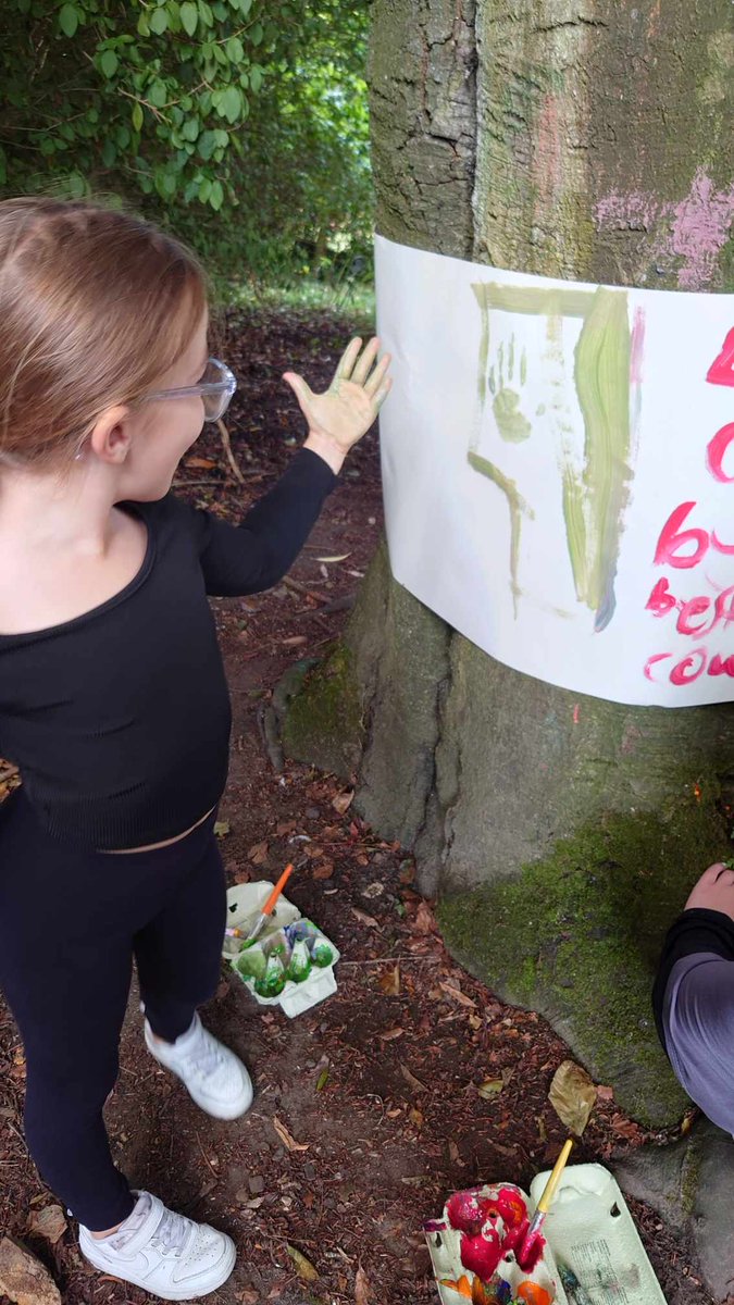 Our new cafe, run by these two fine young folk, is open. We've got a new exhibition on, too, as displayed by our vision in black.

(We *are* just joking, child labour is illegal.)

#NatureTots #NatureKids #ChildLedPlay