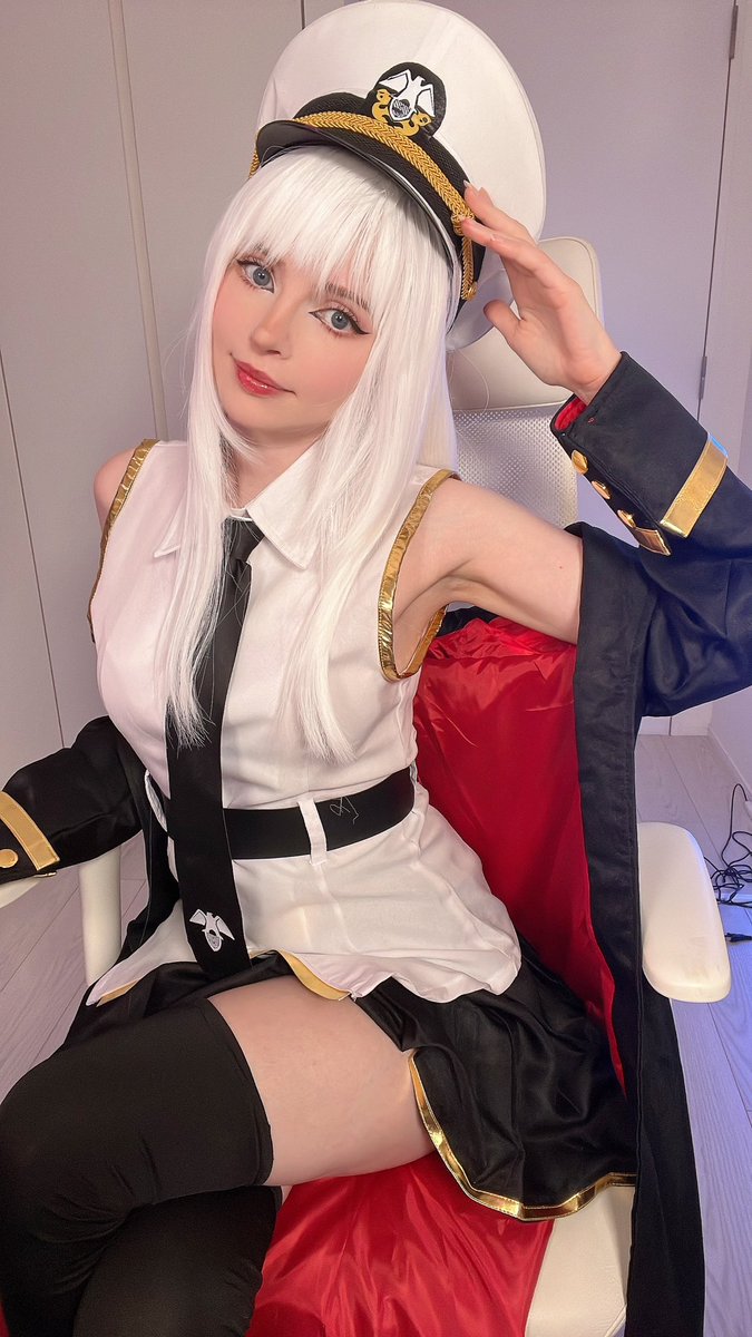 PeachMilky_'s tweet photo. I’m live now commander!!! Join me tonight to celebrate the 6th Anniversary of AzurLane! I’m streaming in USS Enterprise Cosplay and building shipgirls 😘

https://t.co/0MnEfOHmhU

#AzurLane #Yostar #AzurLane6thAnniv #ALKickback https://t.co/H1JoKg3xIb