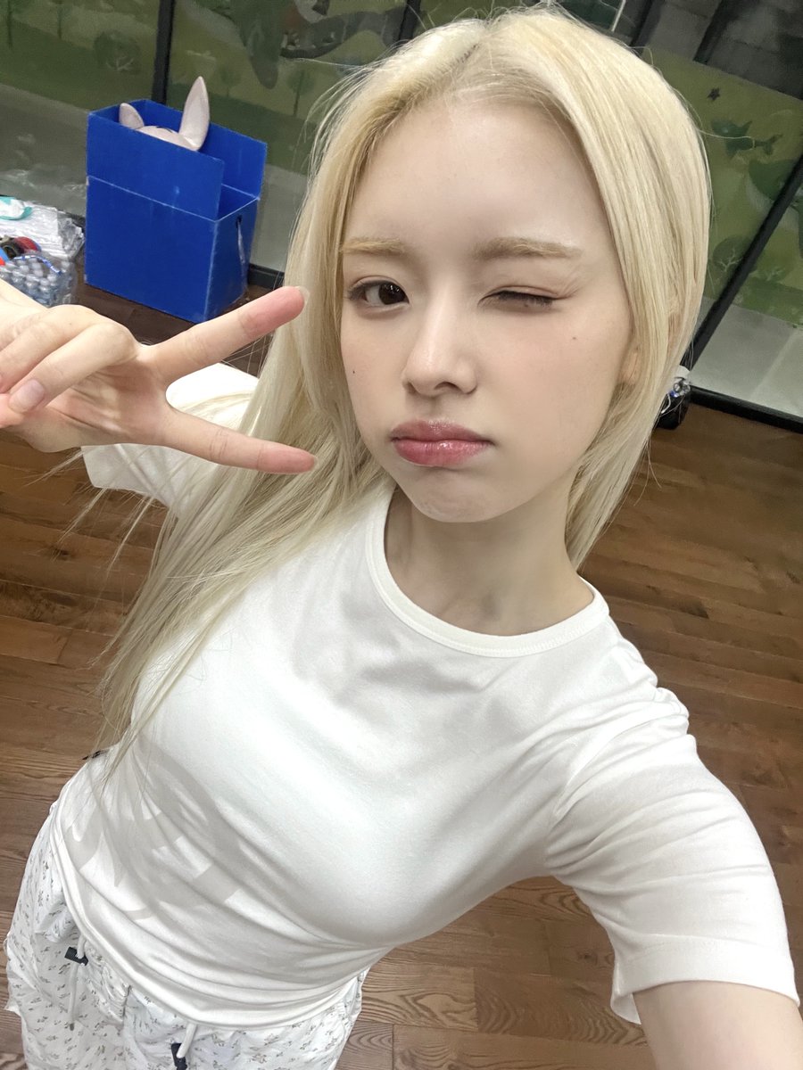 iMe_Dreamnote's tweet photo. 해리해리🤍🦢

#드림노트 #은조 #DreamNote #Eunjo https://t.co/OUm3xze4uI