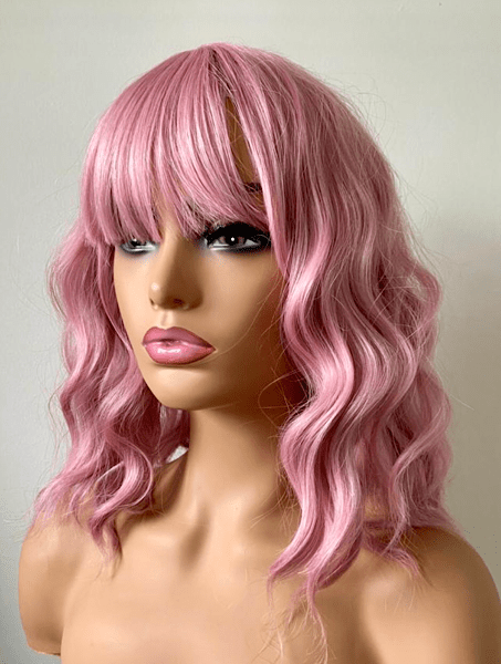 WigStoreUK's tweet photo. Cute messy beach wave bob styles in stock now from only Β£24.99 https://t.co/EFwnwuN1vT lots for colour choices and discreet packaging #wigsforsaleuk #beachwavewigs #bobwigs #wigsuk #wigstoreuk https://t.co/nSHQYwx4YD
