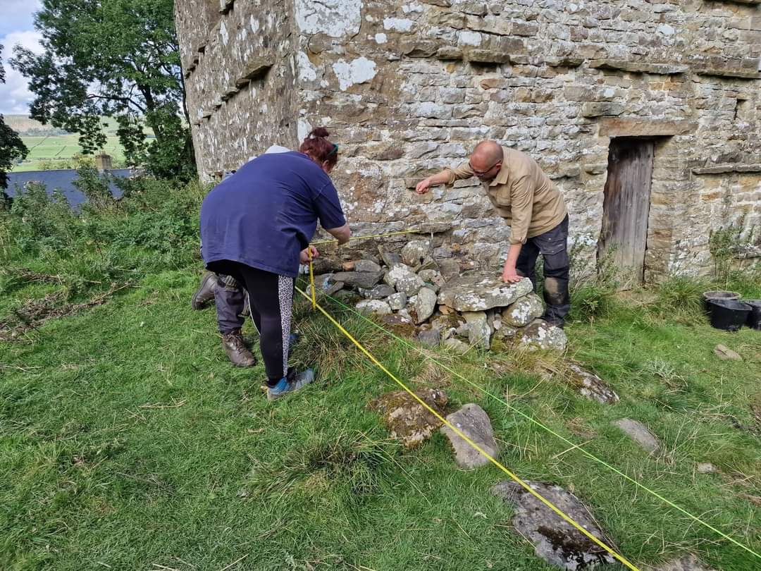*ON SALE NOW* 
Bainbridge Archaeological Training Excavation 2024 &amp; 2025
mercian-as.co.uk/bainbridgetrai…
Wensleydale, North Yorkshire.
2024 dates:
Week 1: 9th-13th September
Week 2: 16th-20th September 

Also places now on sale for 2025... 

#bucketlist #archaeology #staycation #History