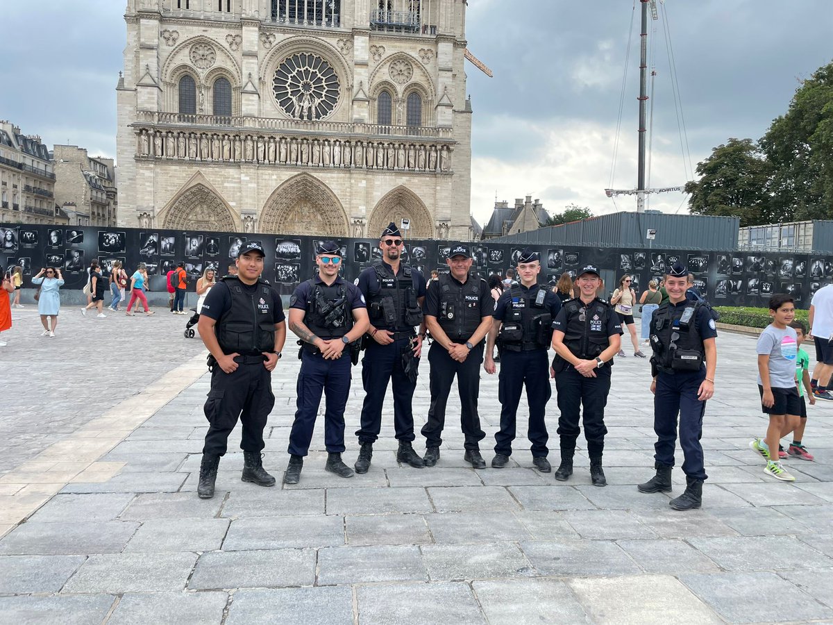 KentSpecials's tweet photo. Kent Specials always go above and beyond their volunteering for the people of Kent. This weekend saw Specials go even further spending thier time in Paris working alongside @PoliceNationale supporting the Olympics.@Paris2024 @Olympics
@kent_police #OnePoliceFamily KI 19154 https://t.co/Uycpv4TYdn