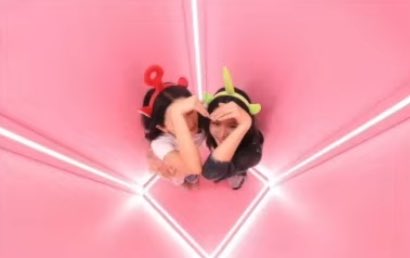 jisoogaIIery's tweet photo. JISOO AND SEULGI https://t.co/ncLif3bQZ8