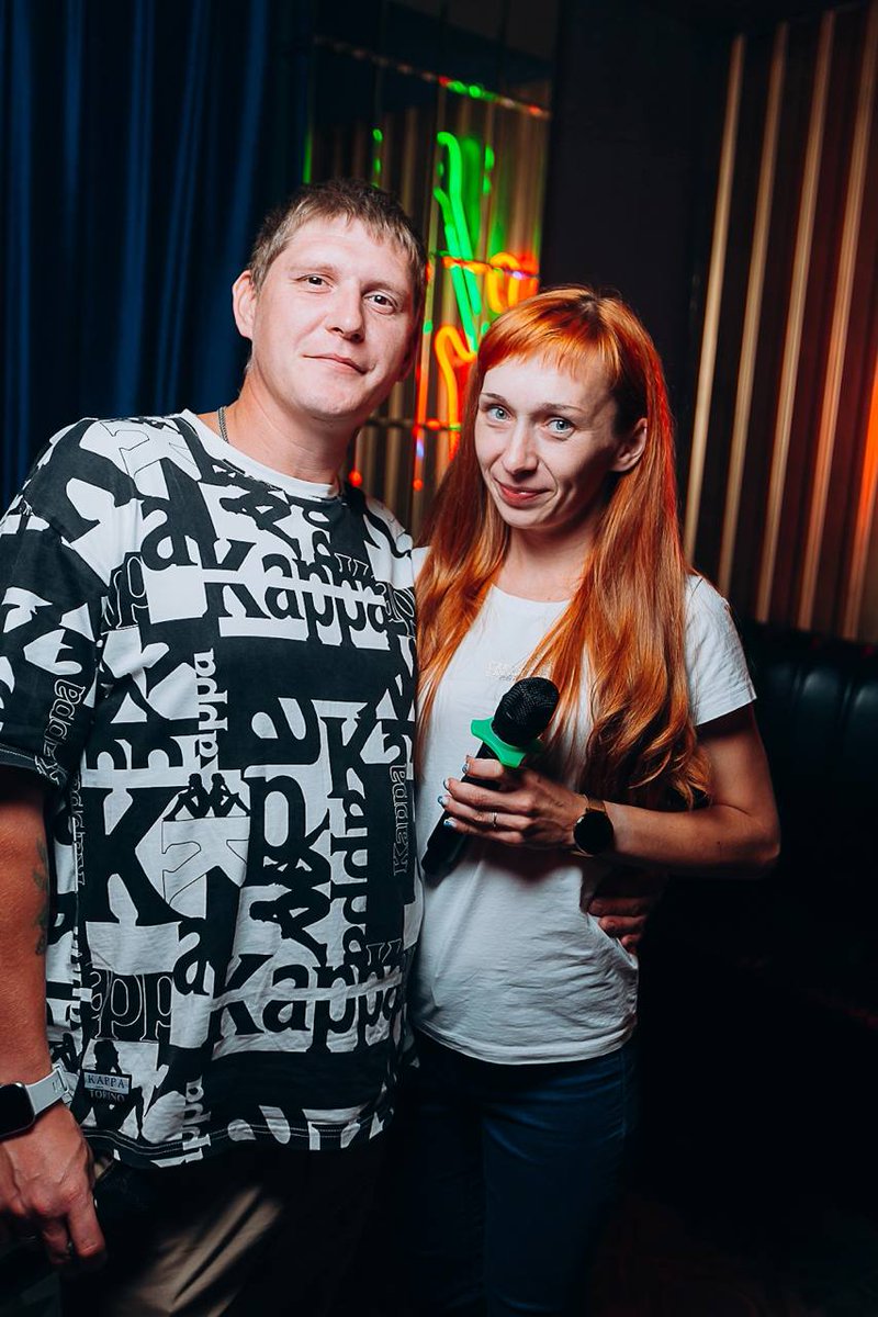svoidanashi_yar's tweet photo. Та��цы и песни всю ночь? 😉

Да легко! ✌

В «Своих» два зала: первый для танцев, второй — для караоке🎤

Мы превратим ваши выходные в увлекательное музыкальное путешествие, ведь у нас:

🎤всегда обновленная база композиций до последних новинок
🎤вы… https://t.co/kN22SX926d https://t.co/wB4etkoEk7
