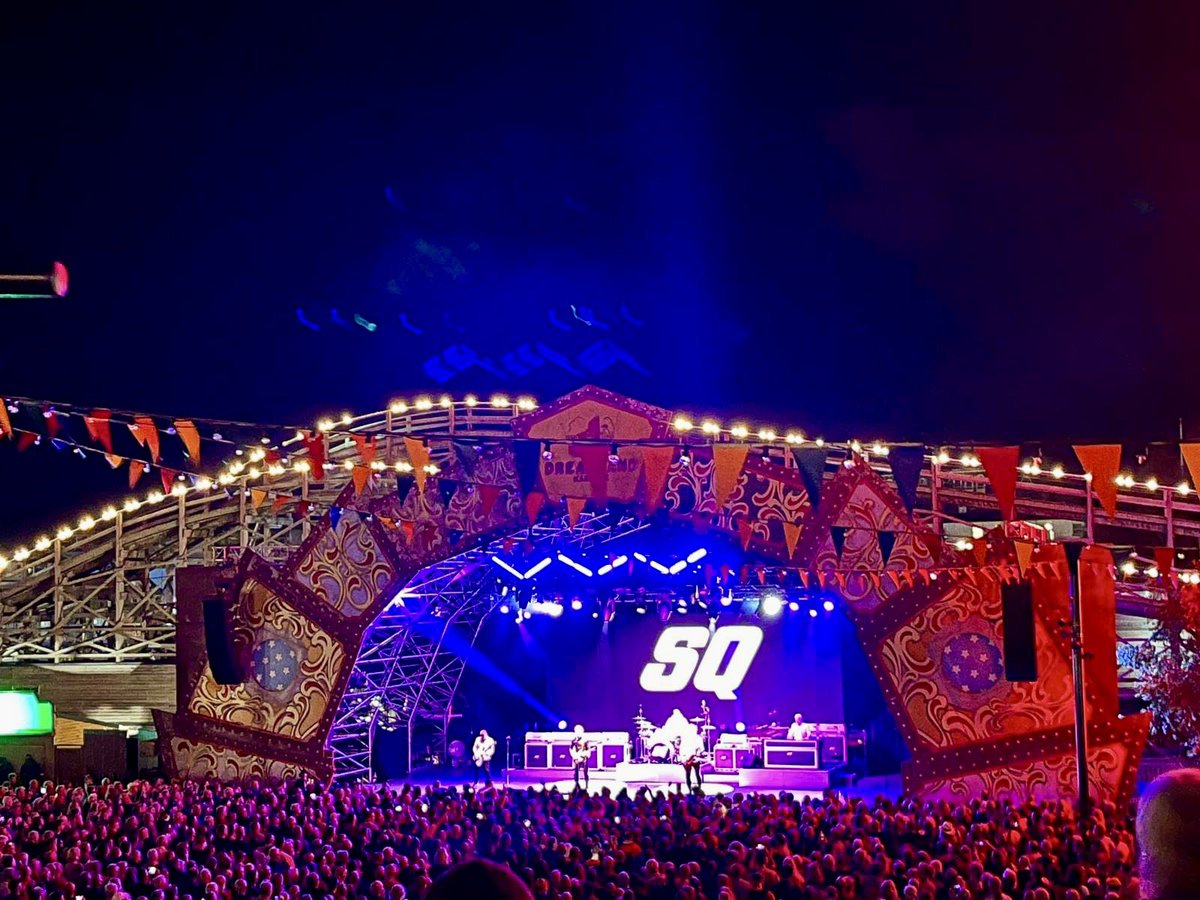 Status_Quo's tweet photo. 56 years on since our first performance at Dreamland. Thank you for joining us.

Salt and Tar, Bootle, your turn tonight. Are you ready?

Pic Chris Hewlett. 

#statusquo #tour #SQ24 #UK  #Liverpool #saltandtar https://t.co/eZmr5Fzm9E
