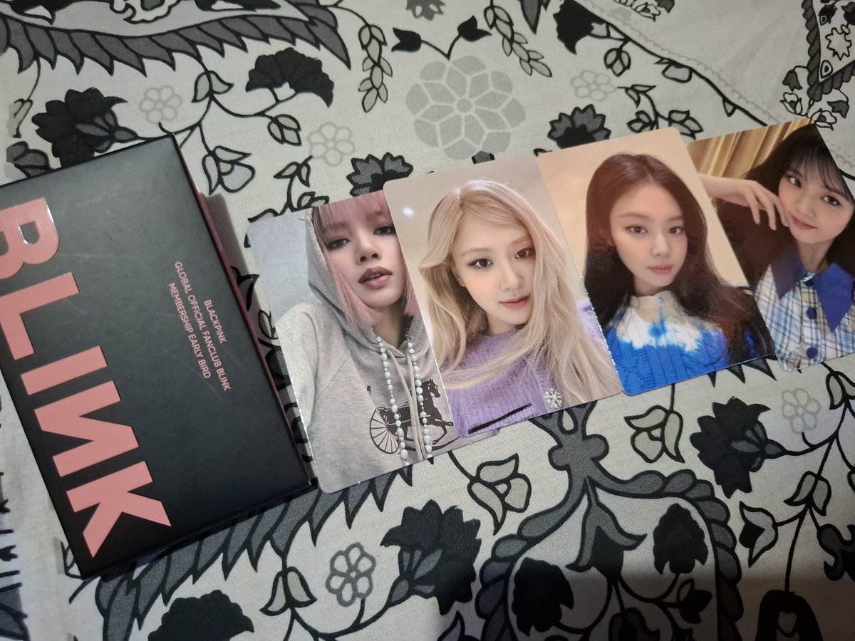 CGKShop's tweet photo. wts lfb ph help rt

blackpink BP blink early bird membership gift

PC: 450 ea
- Jisoo
- Jennie
- Rosé
- Lisa
Group Frame: 300
All in: 1800 w/ pc case + 2 BPxOREO PC 

mop: gcash/maya
mod: sdd, jnt, lbc, ggx

please help rt @BLINKMarketPH https://t.co/CoyOqrRui9