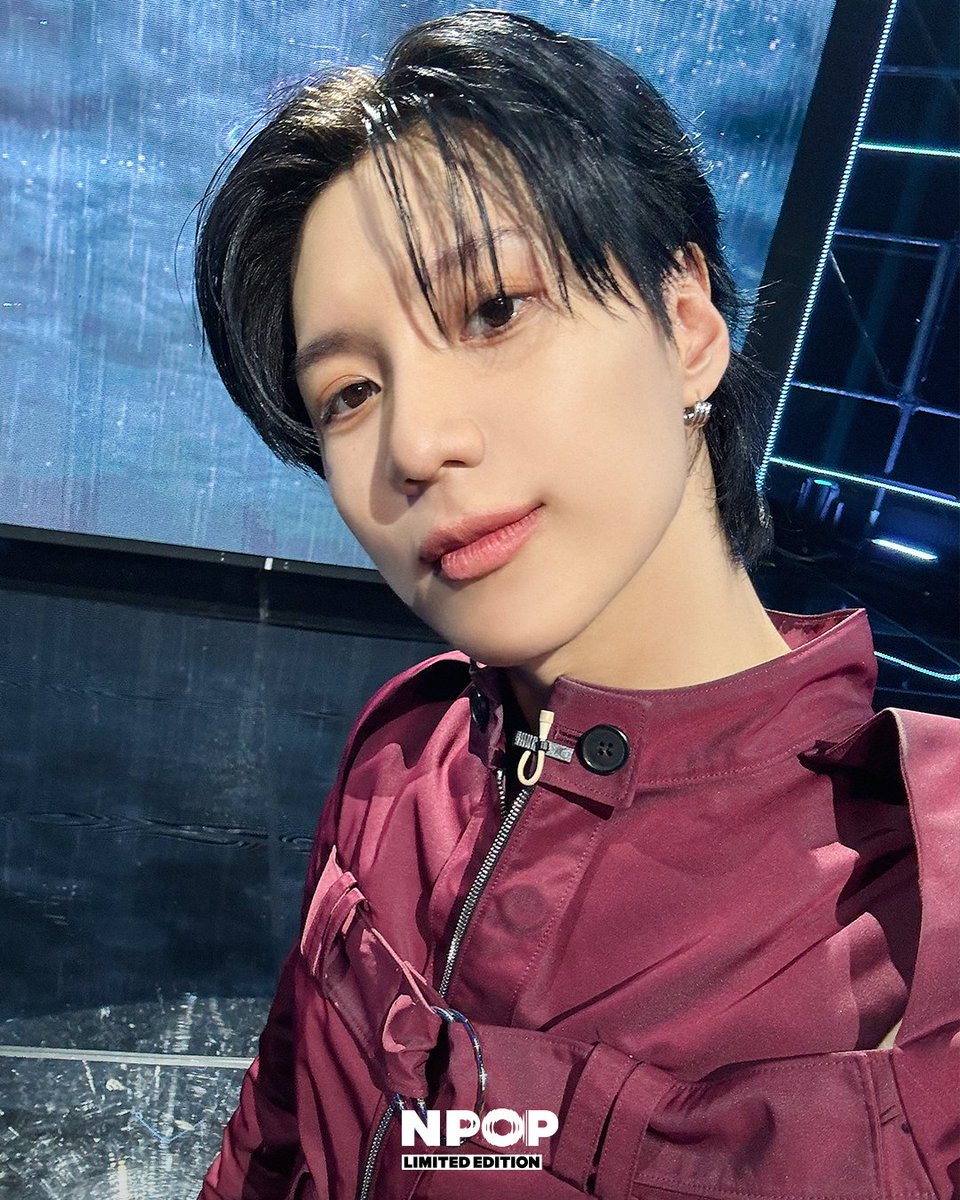 NPOP_OFFICIAL's tweet photo. 𝗡𝗣𝗢𝗣 𝗟𝗜𝗠𝗜𝗧𝗘𝗗 𝗘𝗗𝗜𝗧𝗜𝗢𝗡 - 𝗦𝗜𝗗𝗘 𝗔

탬자님 어렵게 모셨습니다🤴❣️
용안 도대체 무�� 일이죠?
아 놔봐요… 이태민이 먼저 꼬셨다고요🥹

태민만의 색으로 가득 채워져 있는 무대 최초 공개 D-2!
𝟴/𝟭𝟵(월) 𝟳𝗣𝗠 𝗡𝗔𝗩𝗘𝗥 에서 만나요✨
#TAEMIN #태민 #ETERNAL @TAEMIN_BPM https://t.co/RtUAMvGFv9