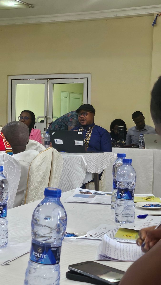 hapaSpace's tweet photo. As people working in the innovation space, can we by ourselves discuss how to collaborate and plan on innovative solutions for Asanteman 
#hapaspace
#wearehapa
#hapaimpacts 
#DTEGKumasi
#GIZDTEG
#digitaltransformation
#stakeholdermeeting
#GIZstakeholderengagement https://t.co/YX61Ilxa7L