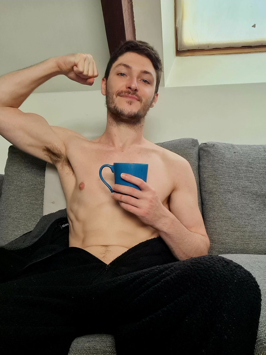 CashMasterRiley's tweet photo. Tax Day Cunts, step up, open up. #findom #cashmaster #paypig https://t.co/h6IOFlxUZh