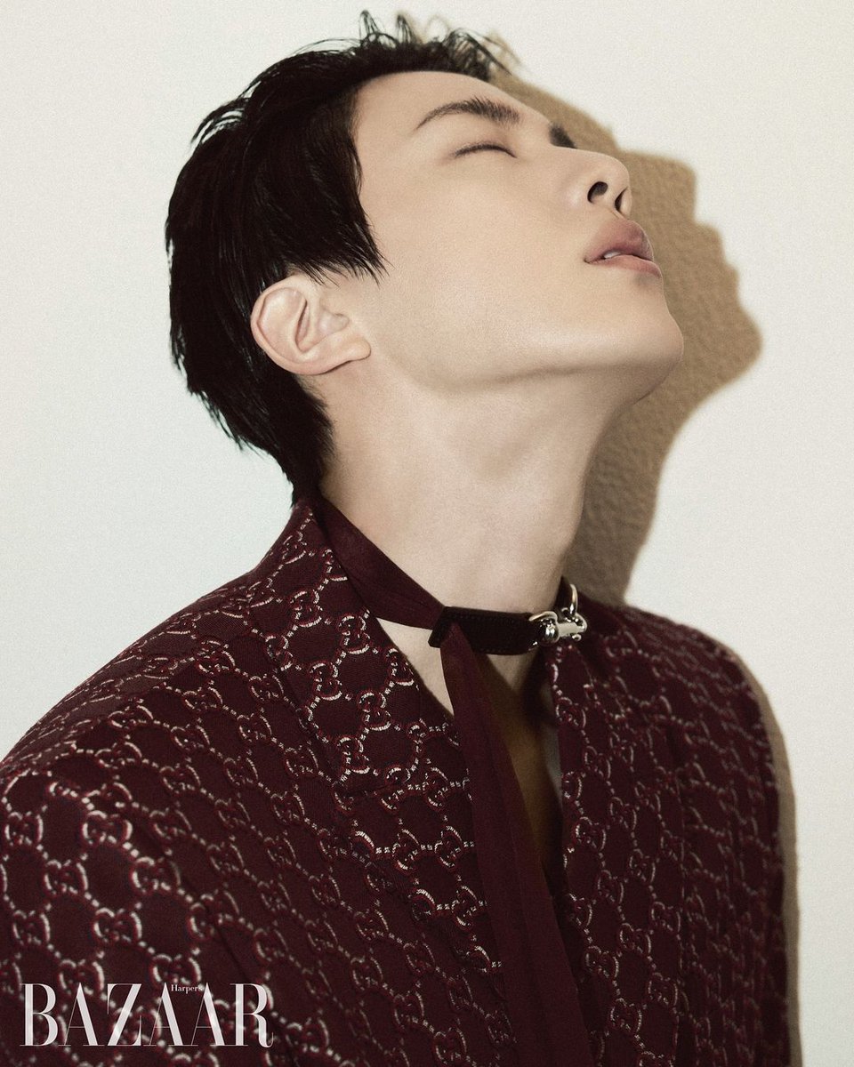 viraltakes's tweet photo. Jin looks breathtaking for Harper's Bazaar Korea and Gucci. https://t.co/69Fum6CL6K