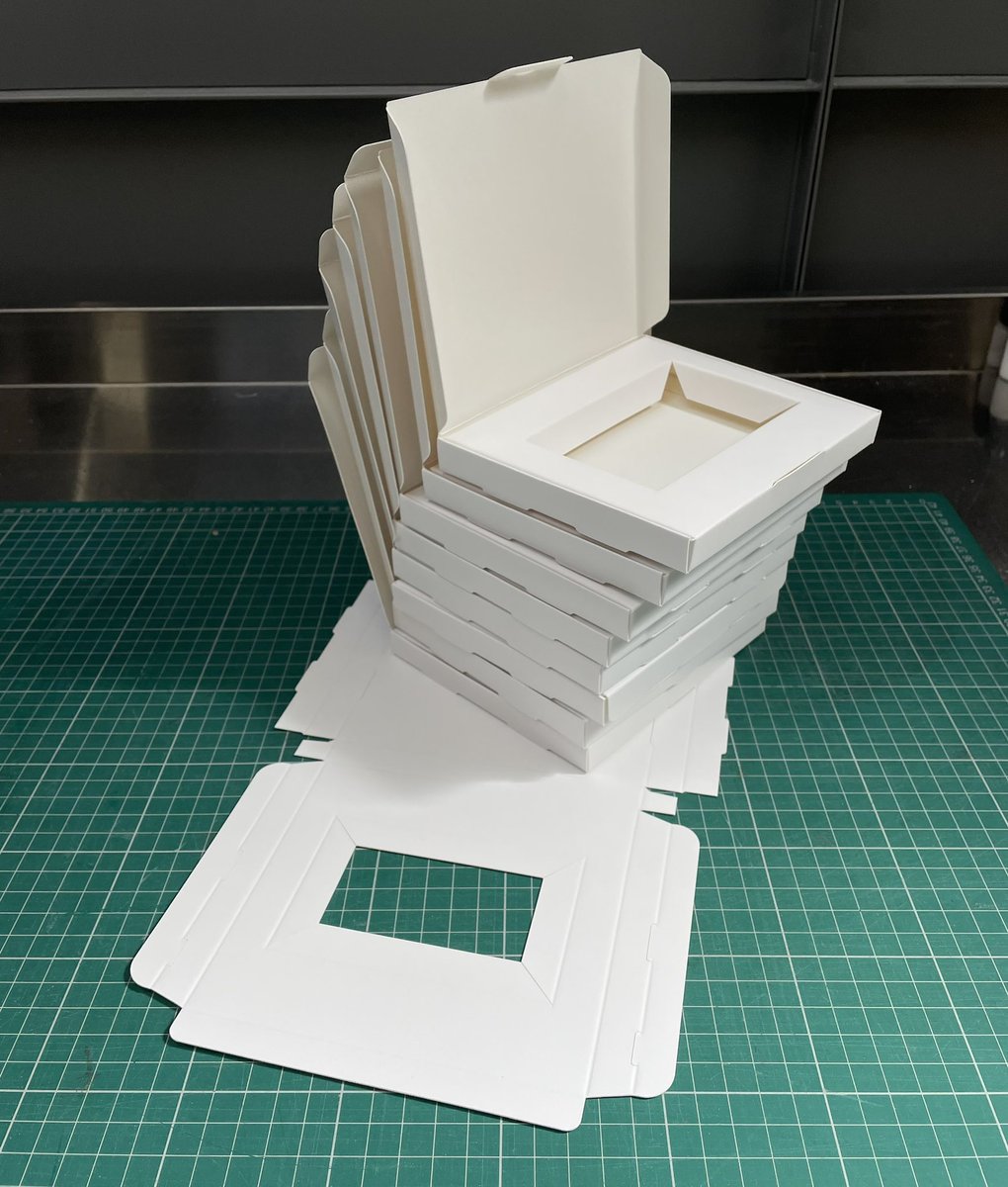 Restarting ACDSleeve had to go on hold for various reasons, but had a bit of spare time at work so decided to design a new cassette case, unglued, self assembly, more space for artwork…a work in progress but fun to get back on designing/developing music packaging