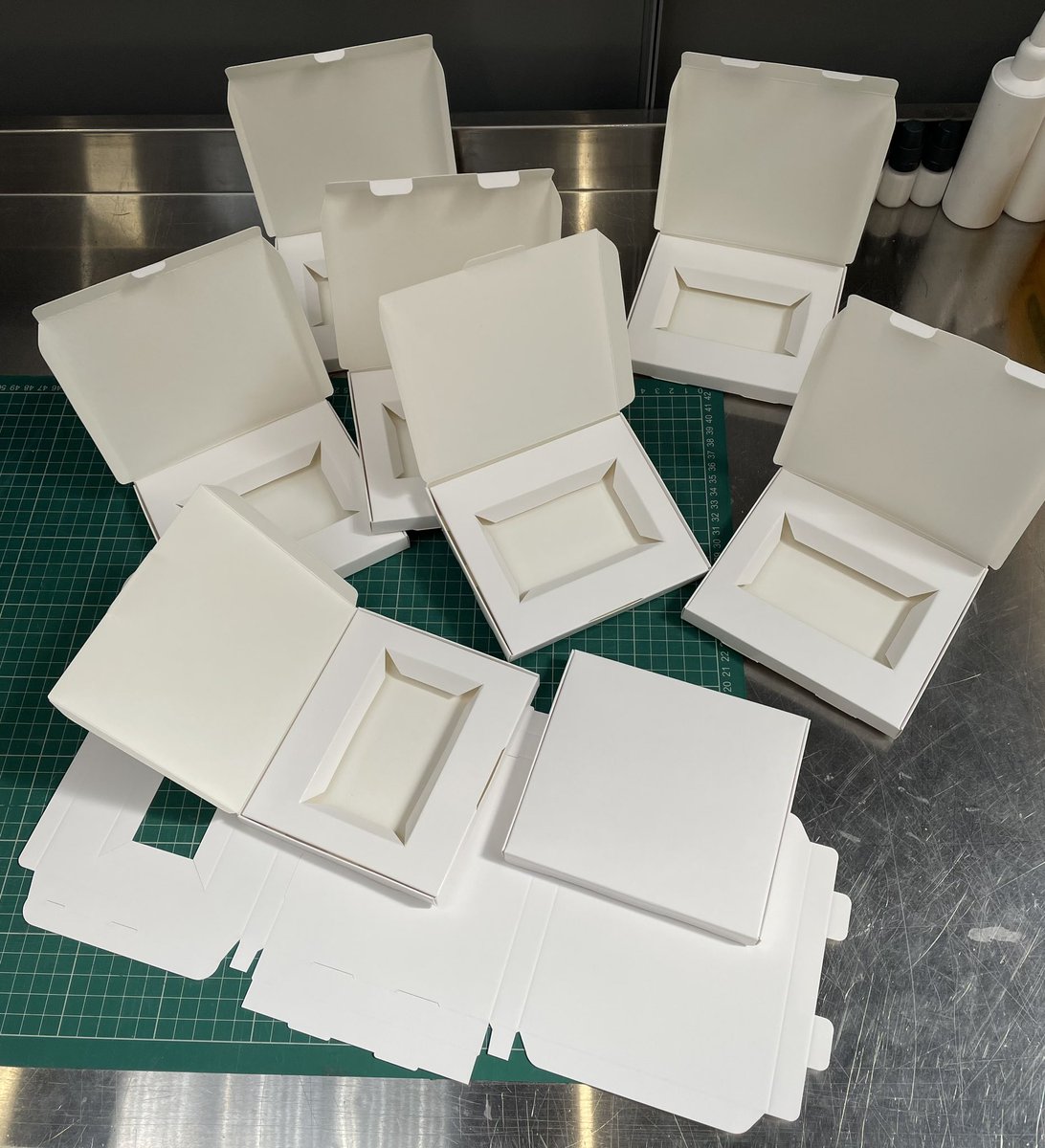 ACDSleeve's tweet photo. Restarting ACDSleeve had to go on hold for various reasons, but had a bit of spare time at work so decided to design a new cassette case, unglued, self assembly, more space for artwork…a work in progress but fun to get back on designing/developing music packaging https://t.co/0Qa7EecnWt