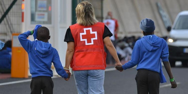 #POLITICA | Contigo Somos Democracia <a href="/ContigoSD/">Contigo</a>  propone el acogimiento de menores como solución inmediata a la tragedia que se está viviendo en canarias con la llegada masiva de pateras diariocomplutense.es/contigo-somos-…