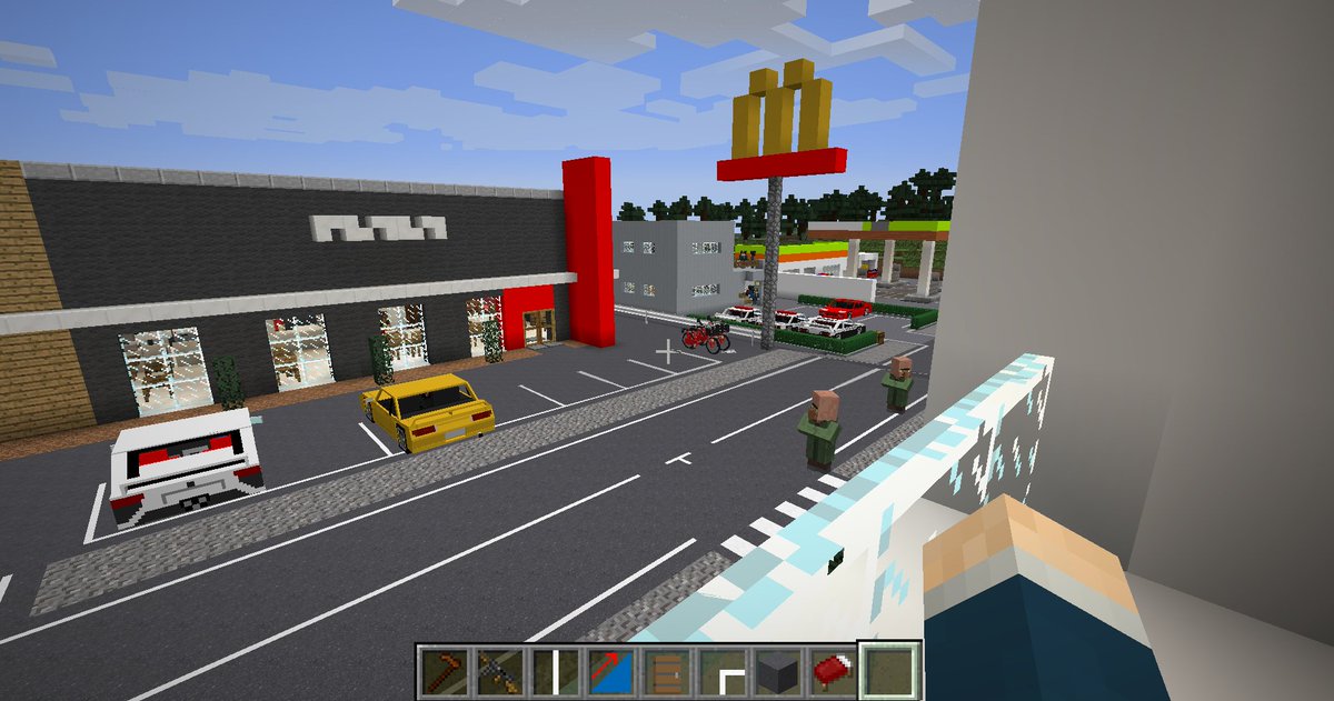 kairu_maikuraaa's tweet photo. 結構家作ったなぁ
いつか いい街にしたい。
#minecraft建築コミュ
#マイクラ 
#flansmod 
#Minecraft建築 https://t.co/p0MCblTtBp