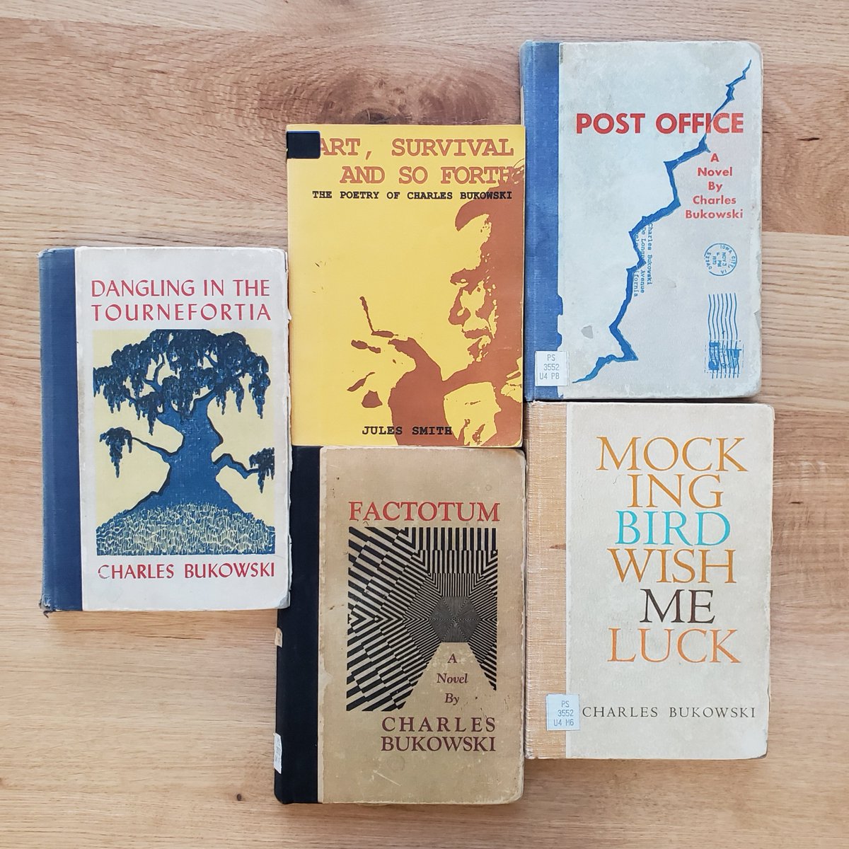 Hull Uni Library tweet media