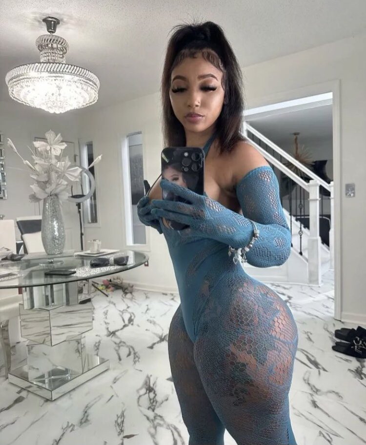 WTooled's tweet photo. What’s your plans for me 😜❤️❤️❤️ https://t.co/mzOy4vRr6h