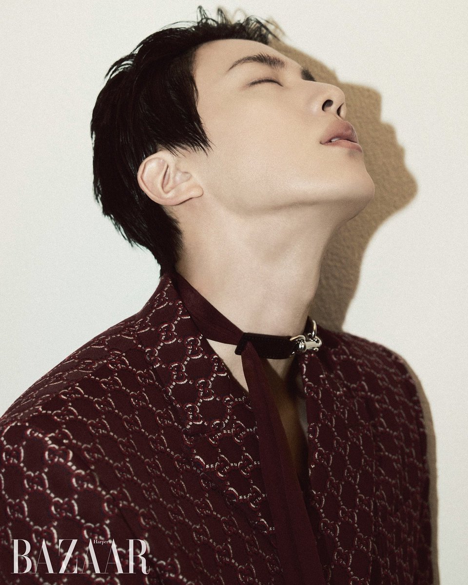 withinbts1204's tweet photo. 옷단속이 문제가 아닌 김석진의 섹시함
JIN FOR BAZAAR KOREA
#JinxGucci
#JinxHarpersBazaar #JinxBazaar
#방탄소년단진 #JIN #BTSJIN #진 @bts_twt @bts_bighit https://t.co/3HGBfueU6e