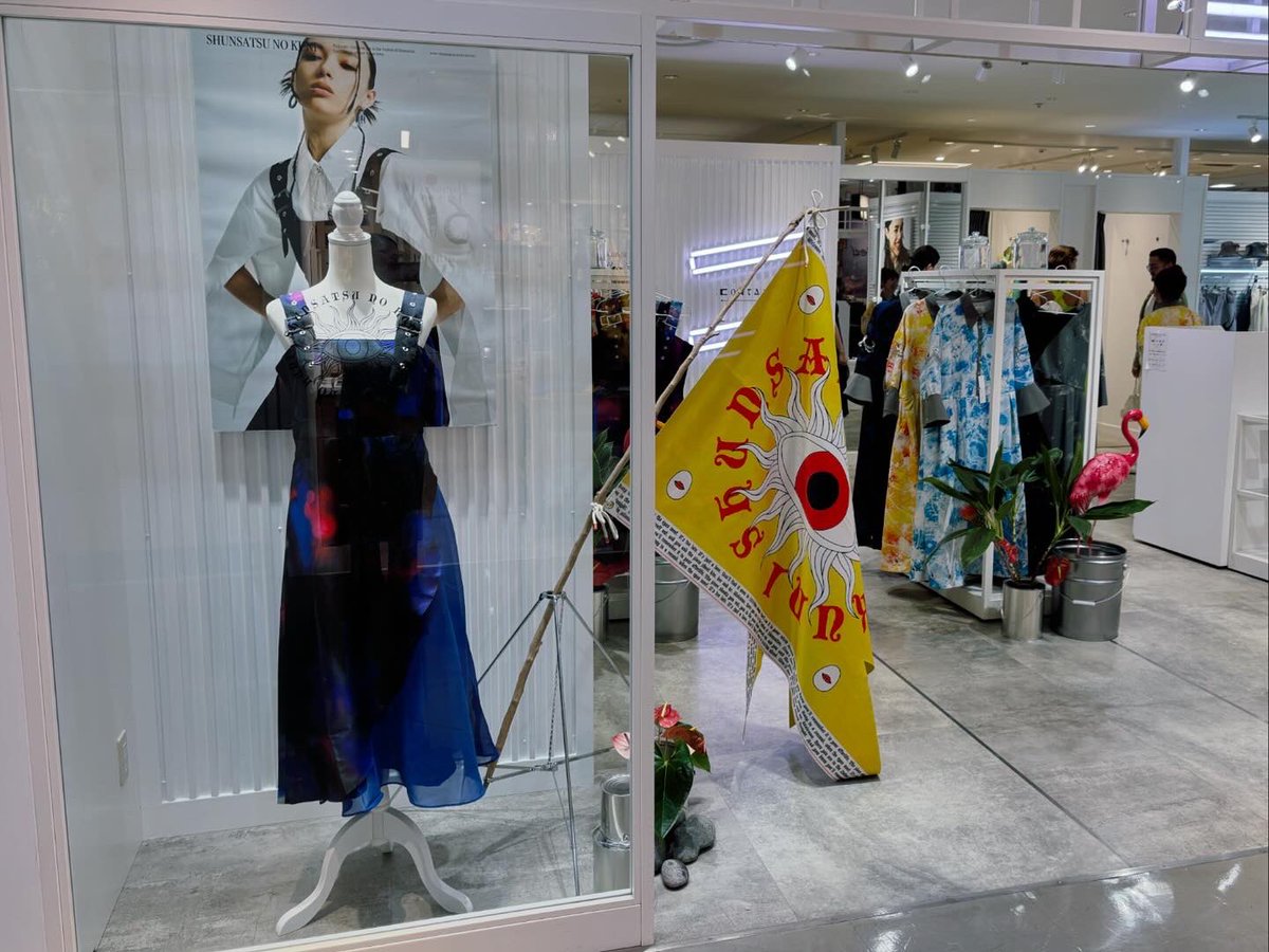 【激レア】ワンピース コースター　ラフォーレ原宿 激レア】ワンピース コースター ラフォーレ原宿 激レア】ワンピース